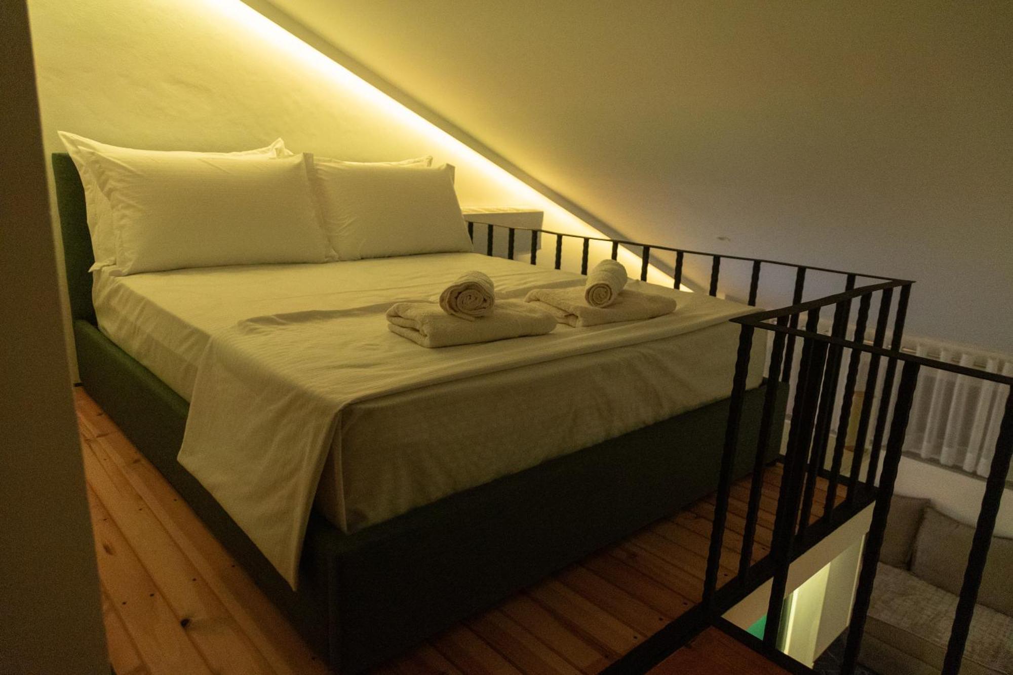 Cozy Loft-Blloku Downtown Hotell Tirana Exteriör bild